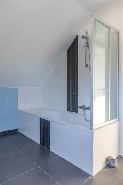 Spectacular High-End Penthouse with Terrace and Two Parking Spaces - Image 5