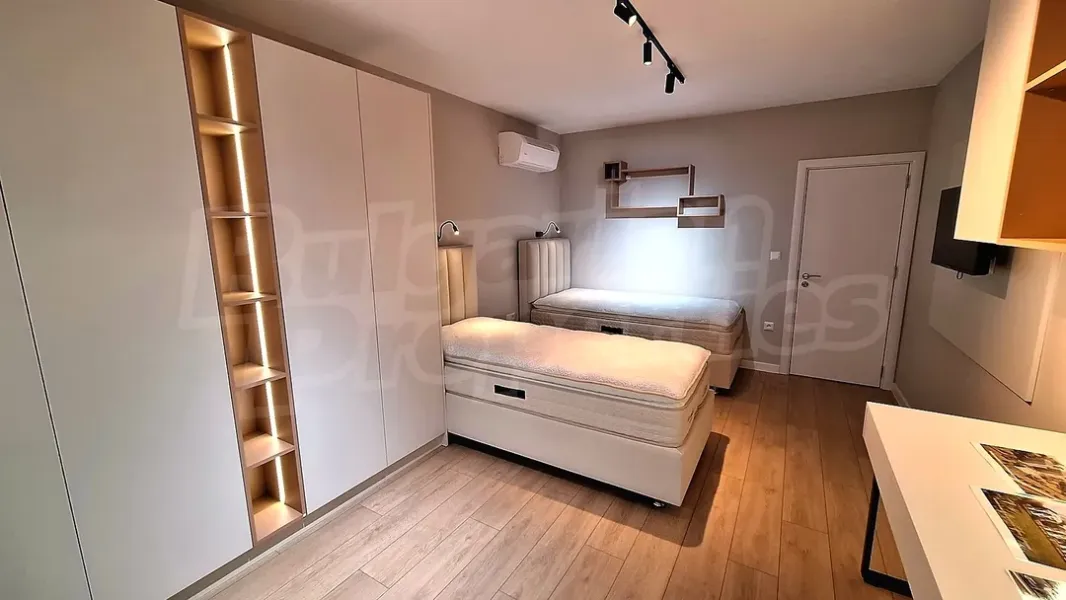 Spacious, Fully Furnished 2-Bedroom Apartment in Central Varna - Image 4