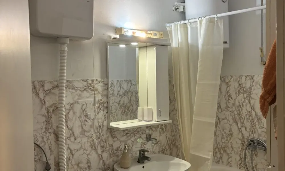 Spacious 3-Bedroom Apartment in Mirijevo, Belgrade - Ready to Move In - Image 2