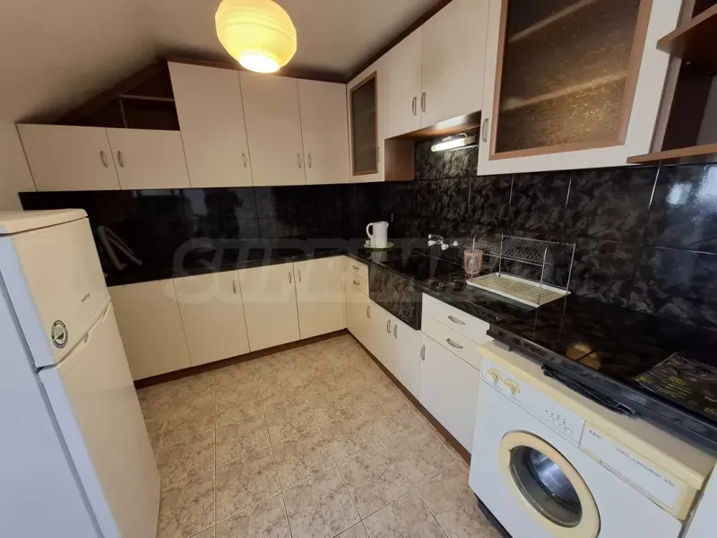 Spacious Fully Furnished Apartment in Varna's "Sportna Zala" Area - Image 5