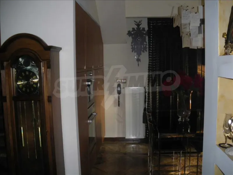 Spacious Fully Furnished Villa with Garden Near Thessaloniki, Greece - Image 5