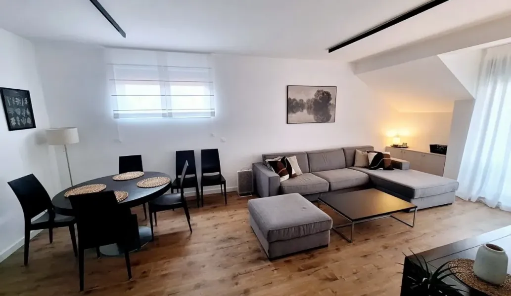 Spacious 3-Bedroom Apartment Near Crvena Zvezda with Modern Amenities - Image 2