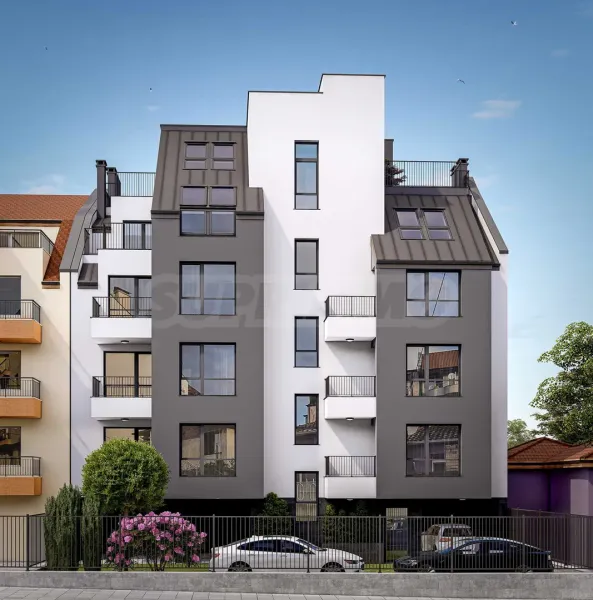 Modern 3-Bedroom Apartment in Varna City Center - Image 3