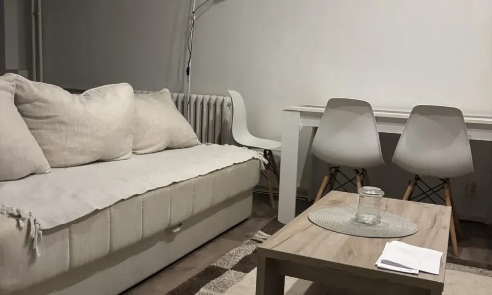 Spacious 3-Bedroom Apartment in Mirijevo, Belgrade - Ready to Move In - Image 1