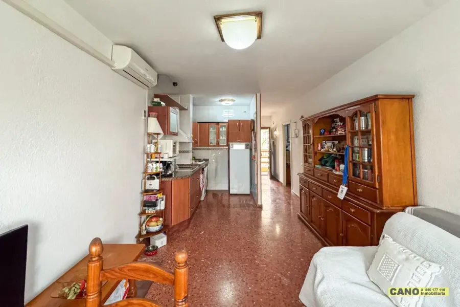 Spacious 2-Bedroom Apartment with Terrace in Aguadulce, Spain - Image 2