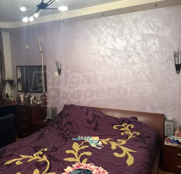 Stylish 2-Bedroom Apartment in Plovdiv - Modern & Fully Furnished - Image 4