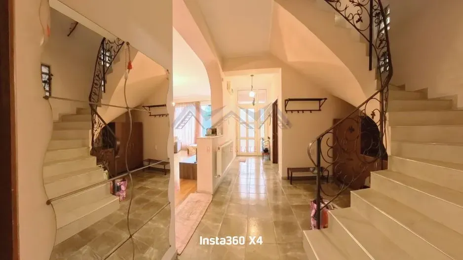 Spacious, Fully Furnished House Near Bazilescu Park, Bucharest - Image 1