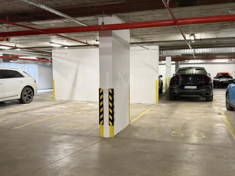 Spacious 2-Bedroom Apartment w/ Parking in Flora Park, Sofia - Image 5