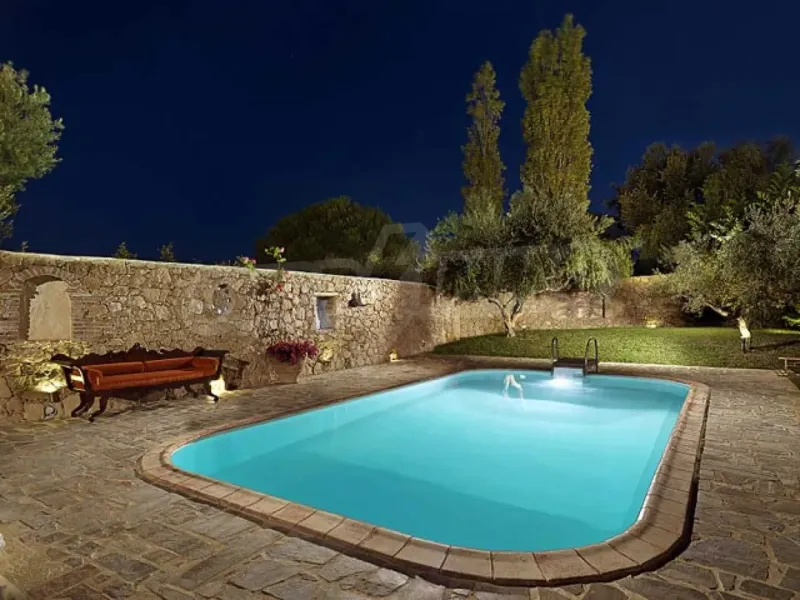 Stunning Zakynthos Villa: 5 Bedrooms, 4 Bathrooms, Mediterranean Paradise - Image 4