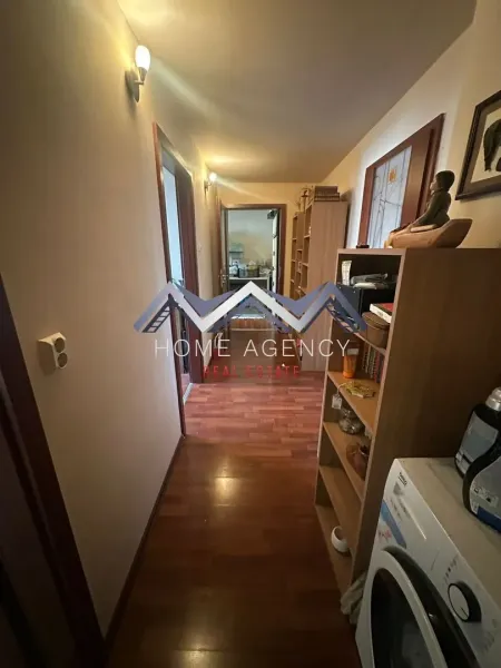 Spacious 4-Bedroom Apartment in Otopeni - Prime Location - Image 1