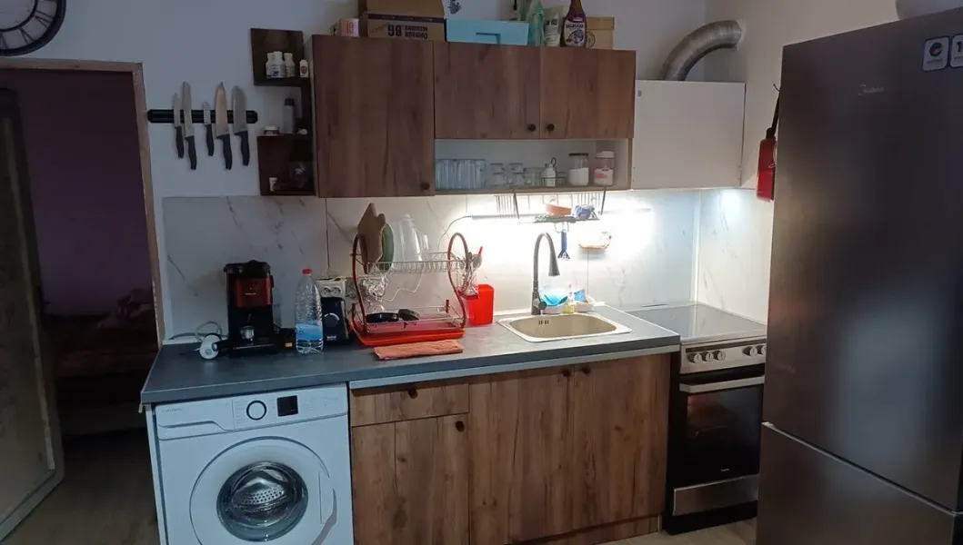 Panoramic Villa with Garage – Stunning Sofia Views - Image 2