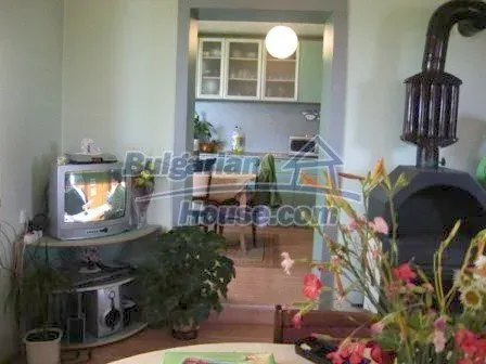 Charming Bulgarian House Near Bansko with Garden & Heating - Image 2