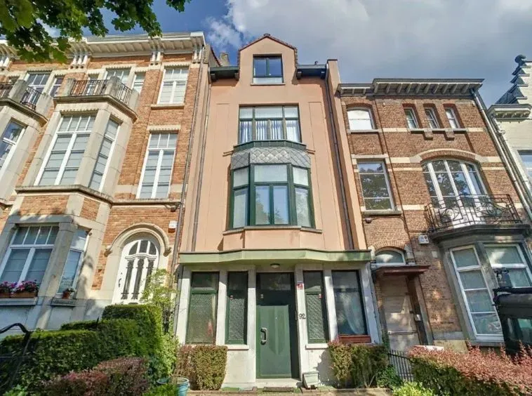 Magnificent 6-Bedroom House on Avenue Coghen, Brussels, Belgium - Image 1