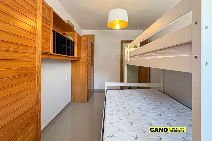 Spacious 2-Bedroom Apartment with Pool in Aguadulce, Spain - Image 1