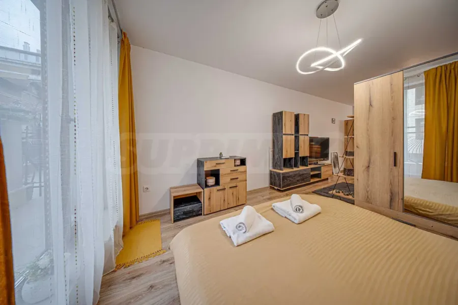 Stylish One-Bedroom Apartment in Sofia's Heart, Fully Furnished - Image 4
