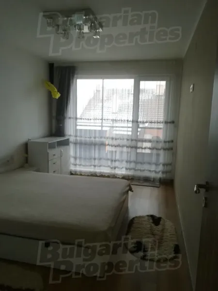 Fully Furnished One-Bedroom Apartment in Kyuchuk Parizh, Plovdiv - Image 4