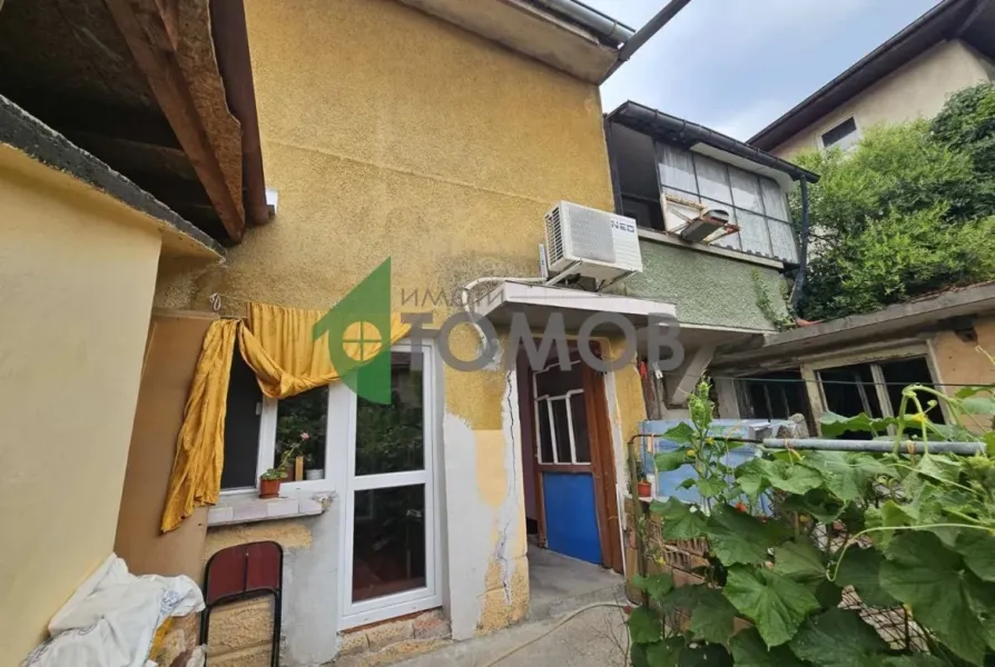 Spacious Fully Furnished House in Makledonki, Stara Zagora - Image 4