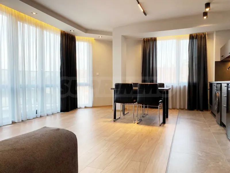 Stylish 2-Bedroom Apartment in Plovdiv Center - Image 1