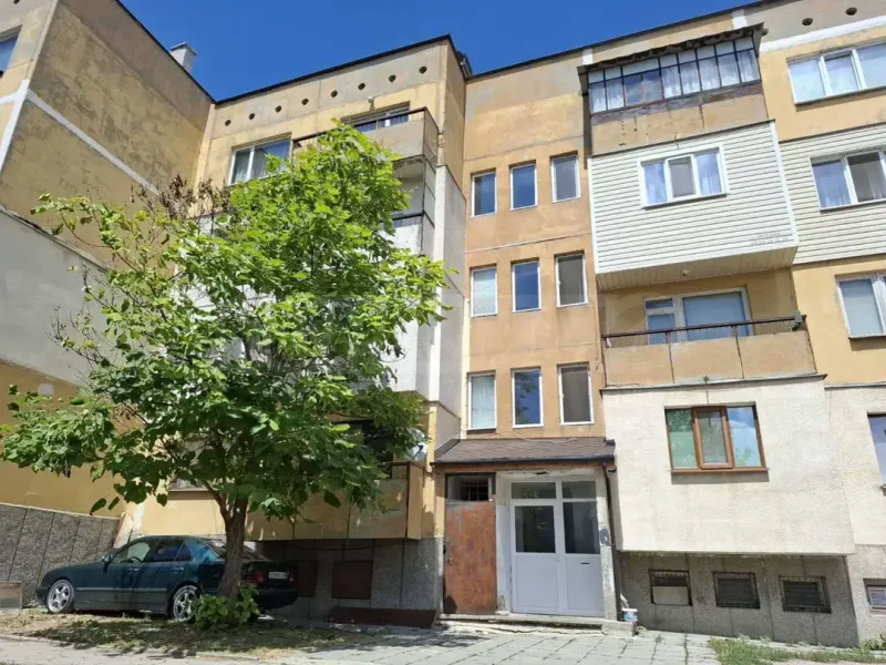 Spacious 2-Bedroom Apartment in Dragoman, Bulgaria - Image 5