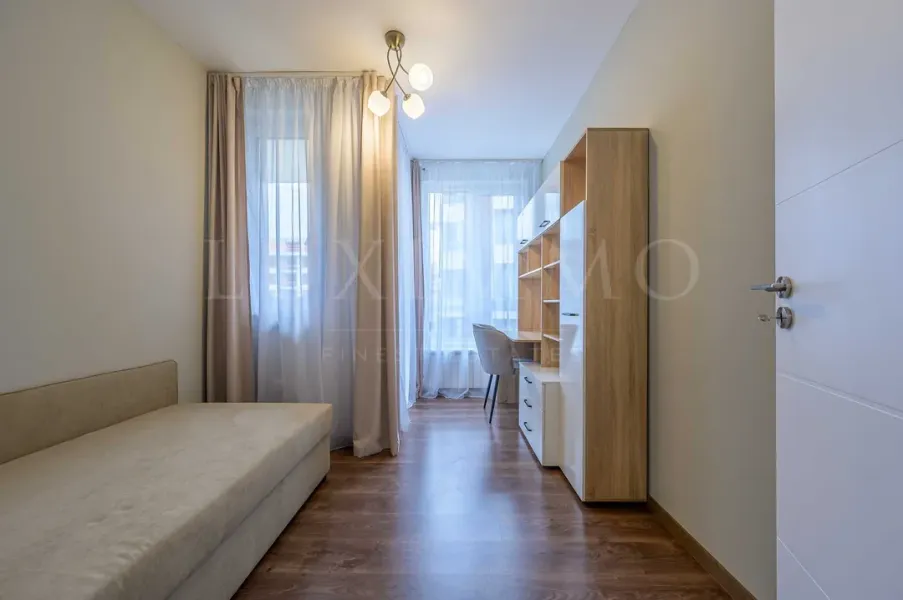 Spacious Fully Furnished 4-Bedroom Apartment Near Cherni Vrah Blvd. - Image 2