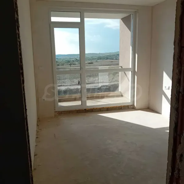 Spacious 2-Bedroom Apartment with Lake Vya View - Image 2