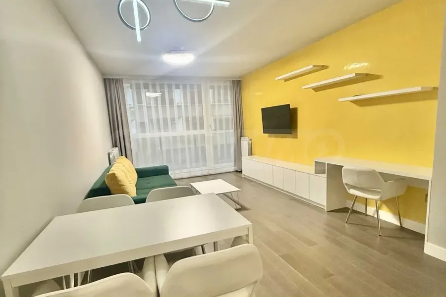 Spacious 3-Bedroom Apartment for Rent in Sofia's Manastirski Livadi - Image 4