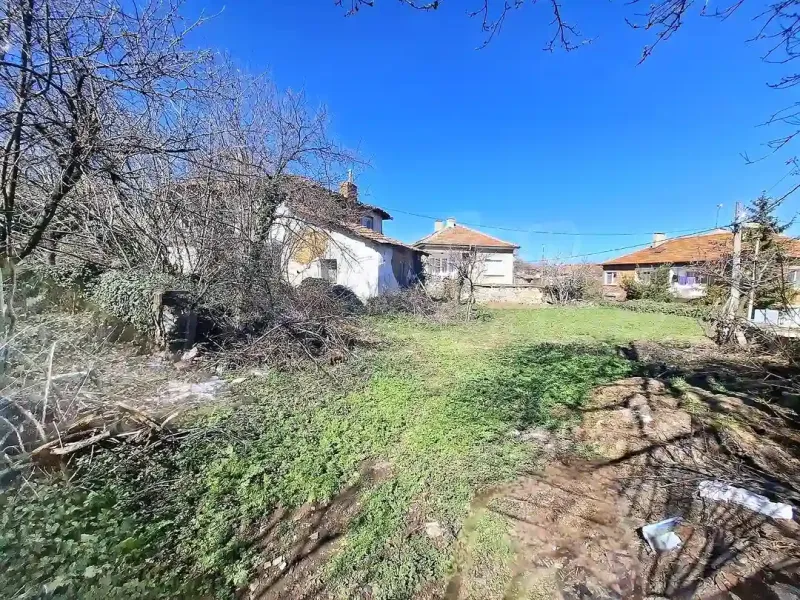 Two-Storey House with Garden in Topolovgrad, Bulgaria - 120m2 - Image 4