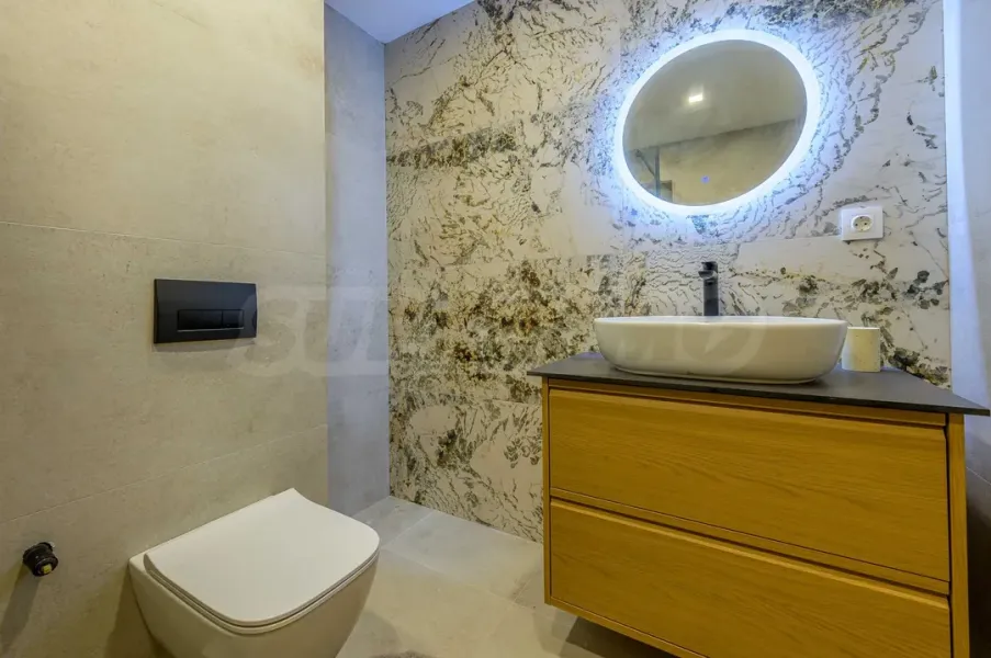 Spacious South-Facing мезонет with Garden & Two Bedrooms in Sofia - Image 1