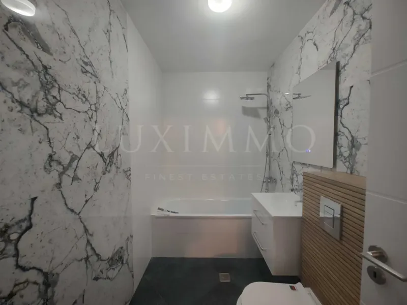 Spacious Four-Bedroom Apartment in Sofia with Elevator & Furnishings - Image 2