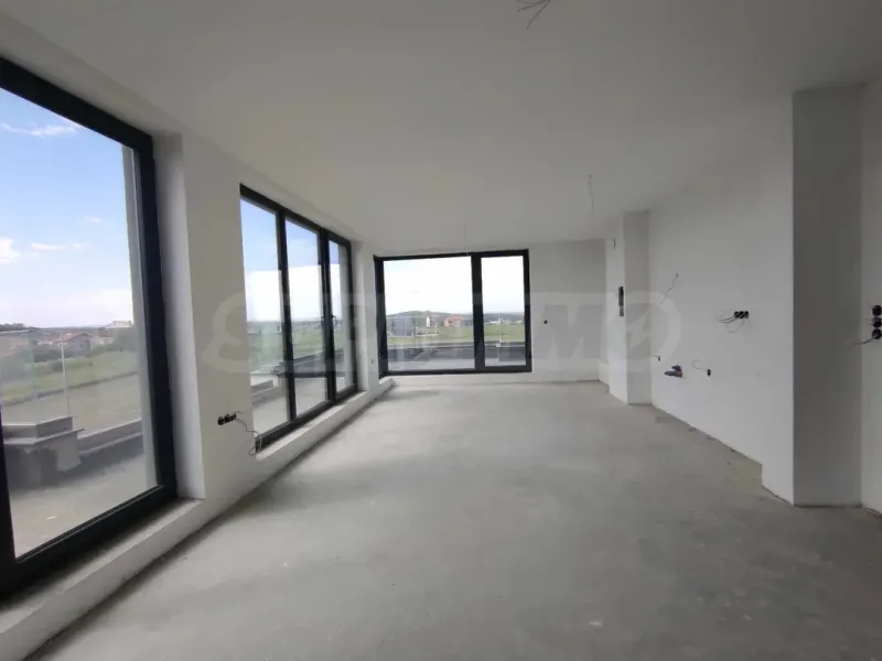 Spacious Seafront Apartment with Panoramic Views in Burgas, Bulgaria. - Image 1