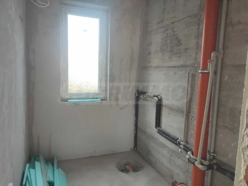 Spacious 3-Bedroom Apartment in "Belomorski" Plovdiv, Bulgaria - Image 4