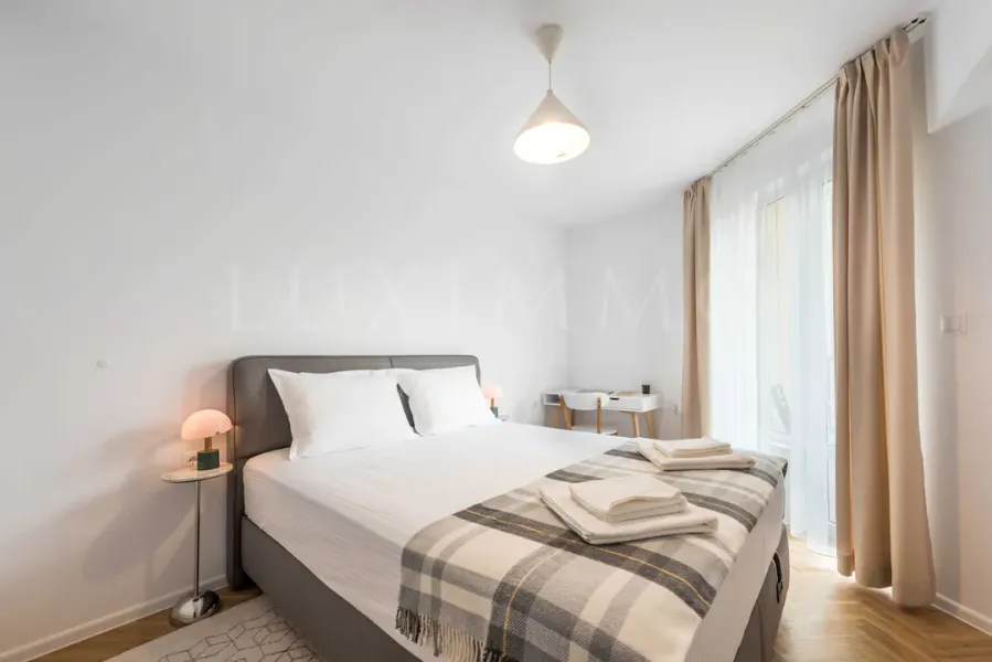 Fully Furnished One-Bedroom Apartment with Sea Garden Views in Varna - Image 4