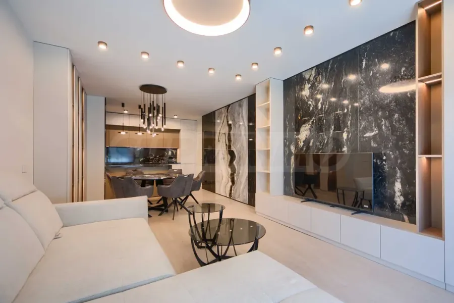 Luxury Sofia Apartment with Mountain View - Image 1