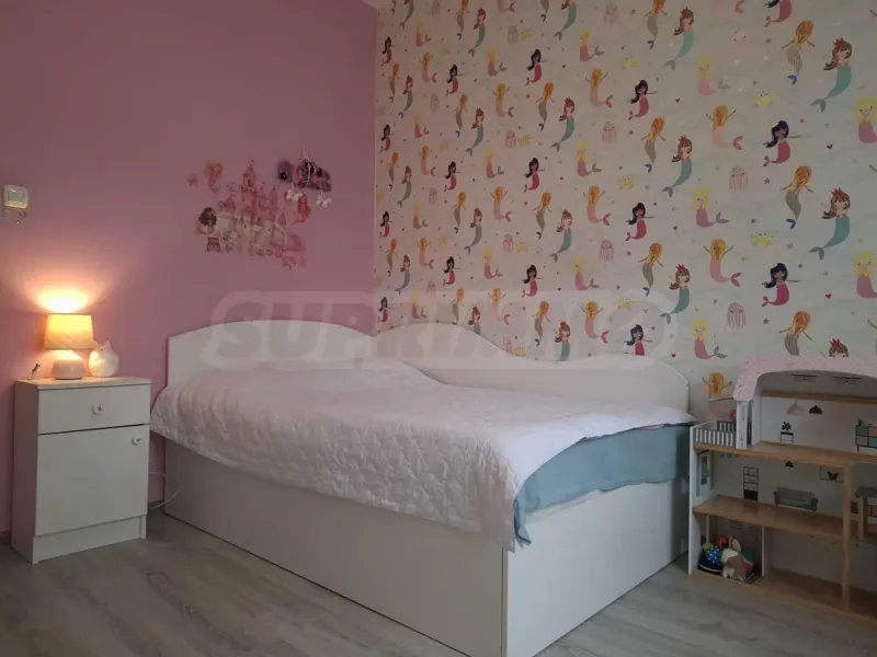 Spacious 2-Bedroom Apartment Near Sofia Parks - Image 2