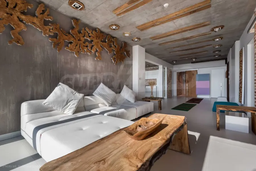 Luxury 3BR Apartment - Sea View, Varna - Image 3