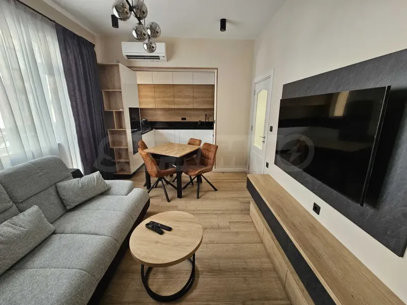 Spacious, Fully Furnished Apartment in Varna's Center - Image 1