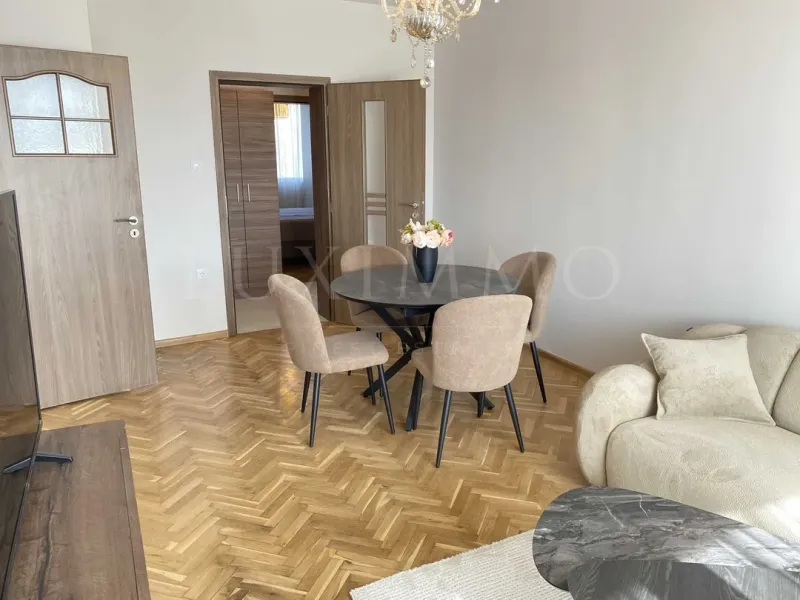 Stylish Two-Bedroom Apartment Near Varna Beach & Sea Garden - Image 3