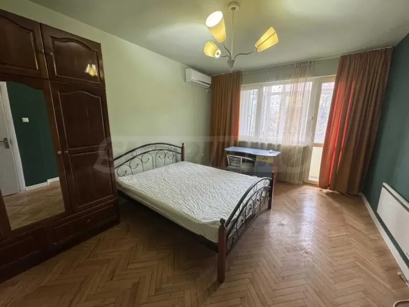 Spacious Fully Furnished 3-Bedroom Apartment in Varna - Image 3