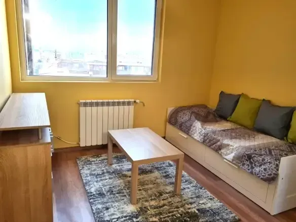 Fully Furnished One-Bedroom Apartment in Dravichka, Sofia - €400 - Image 4