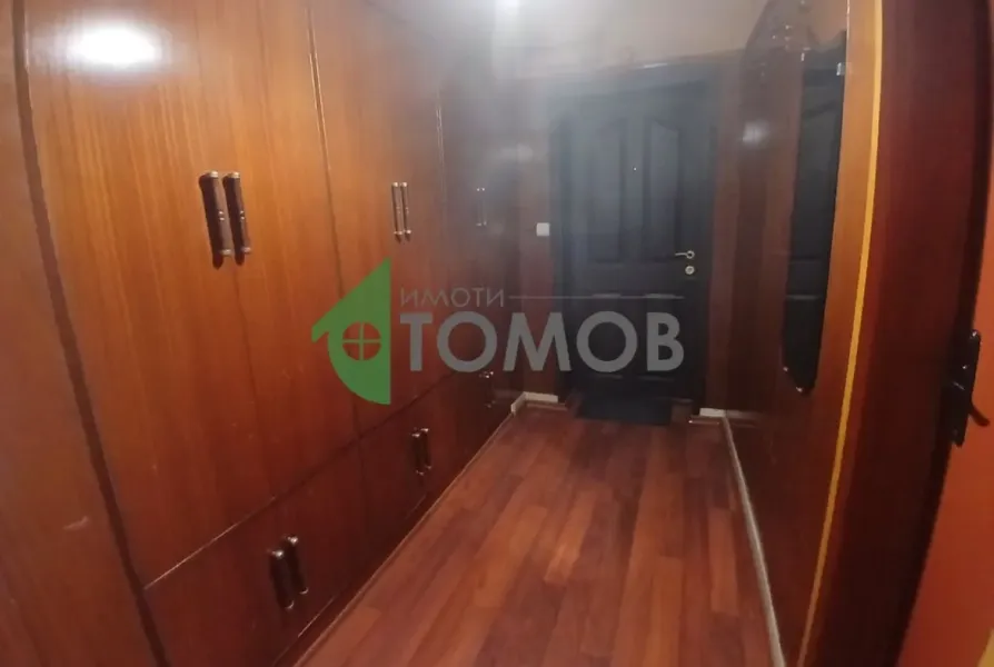 Spacious Two-Bedroom Apartment in Azymo, Stara Zagora, Bulgaria - Image 2