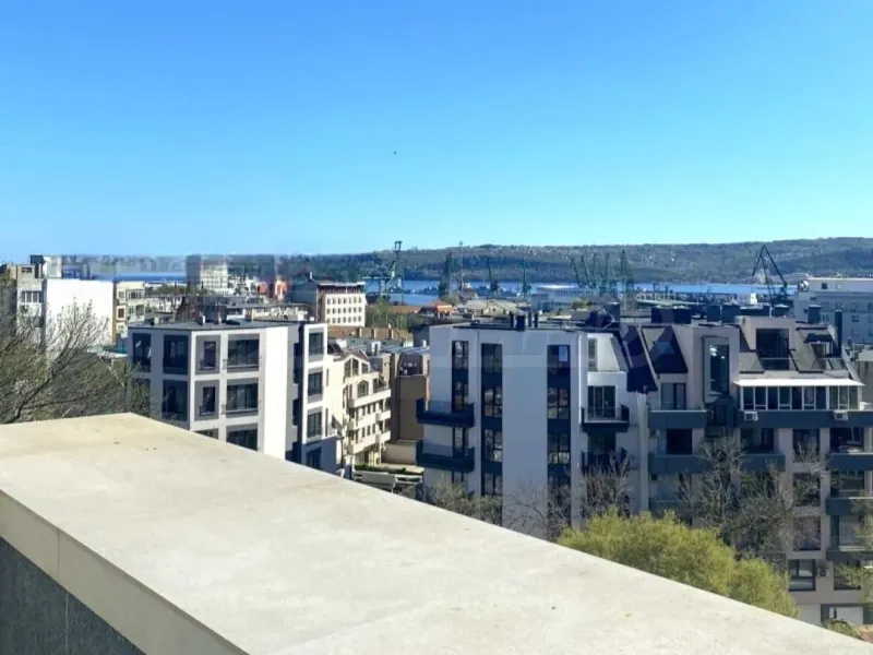 Stylish Fully Furnished Apartment in Varna City Center - Image 2