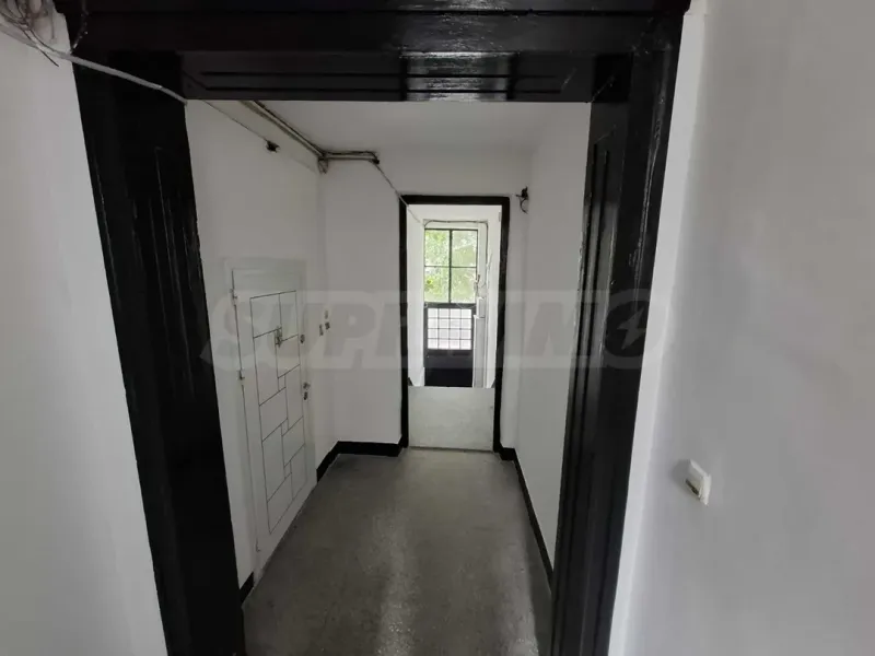 Spacious, Fully Furnished Apartment in Sofia's Central District - Image 3