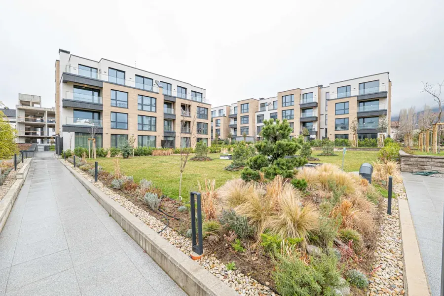 Stylish One-Bedroom Apartment in Sofia's "Green Quarter" - Image 3