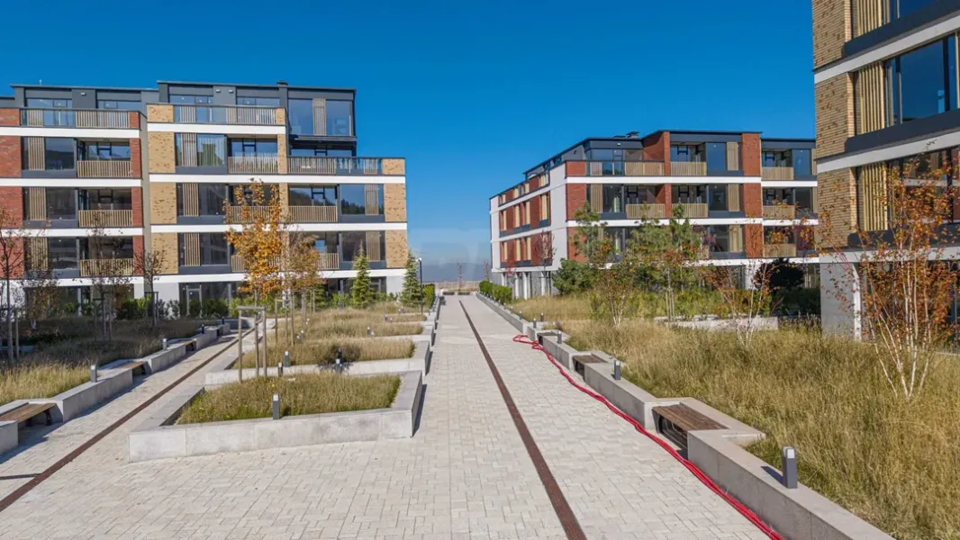 Spacious 3-Bed Apartment in Boyana Hills - Image 1