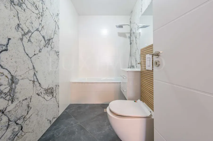 Spacious Fully Furnished 4-Bedroom Apartment Near Cherni Vrah Blvd. - Image 5