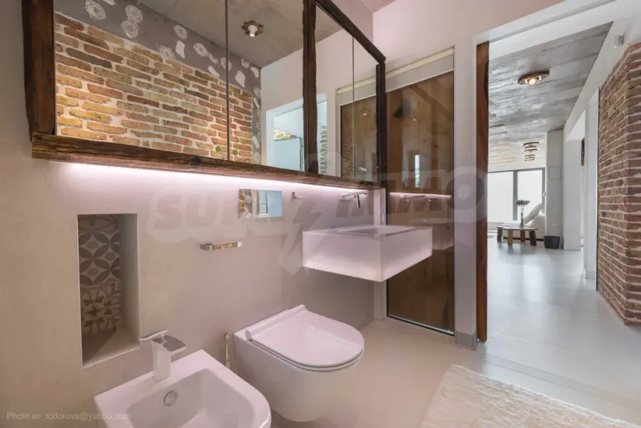 Luxury 3BR Apartment - Sea View, Varna - Image 1