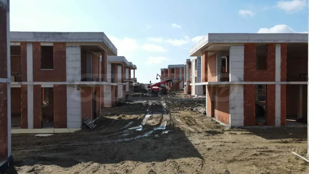 Modern Seafront House - Burgas, Bulgaria - Image 3