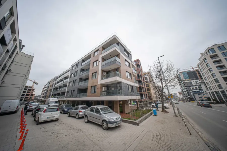 Stylish Fully Furnished One-Bedroom Apartment Near Paradise Center, Sofia - Image 5