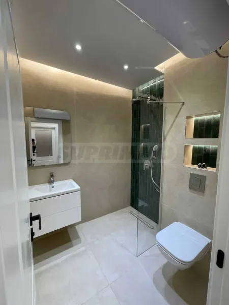 Spacious Apartment with Mountain Views in Plovdiv, Bulgaria - Image 4