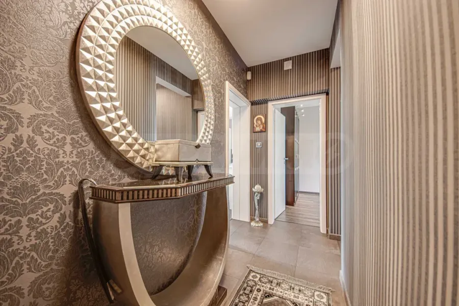 Fully Furnished Sofia Apartment - Luxury 1 Bed, Vitoshya Blvd - Image 2